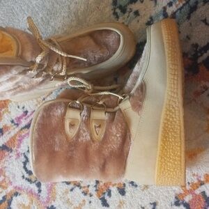 New Quoddy Moccasins, made in the USA, about a womens size 6, mens size 5